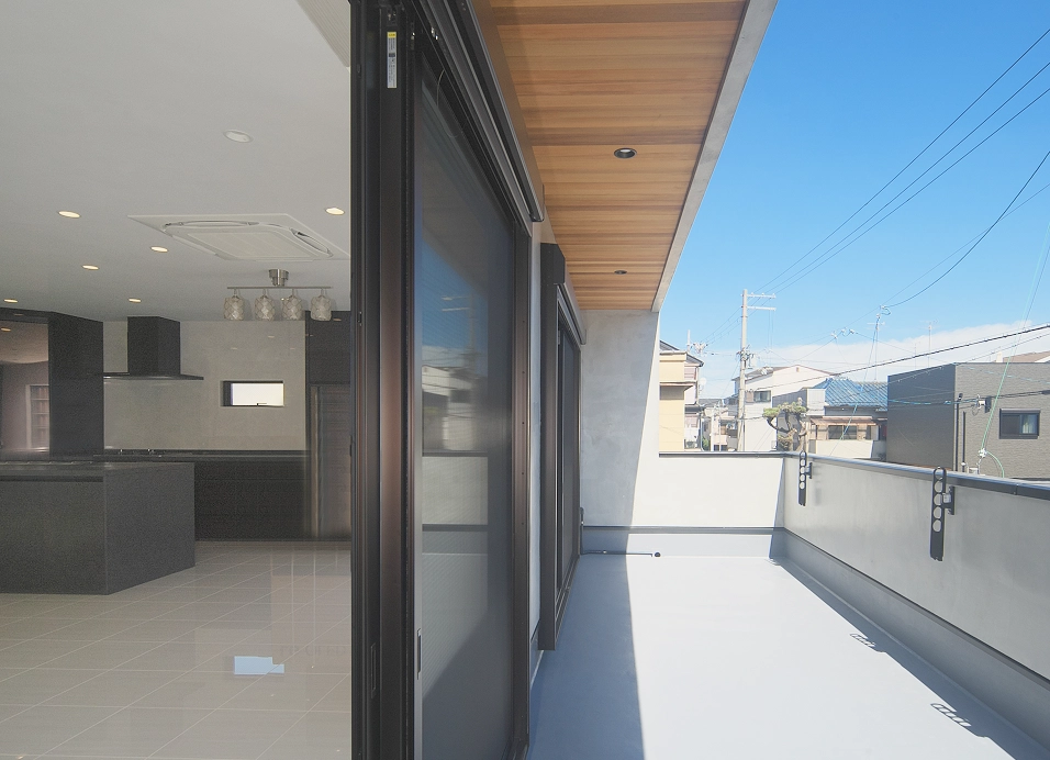 開放感につつまれる2階リビングの家